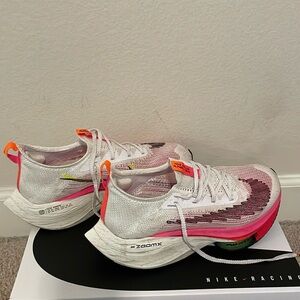 Nike air zoom alphafly next% racing running shoe women’s size 7.5